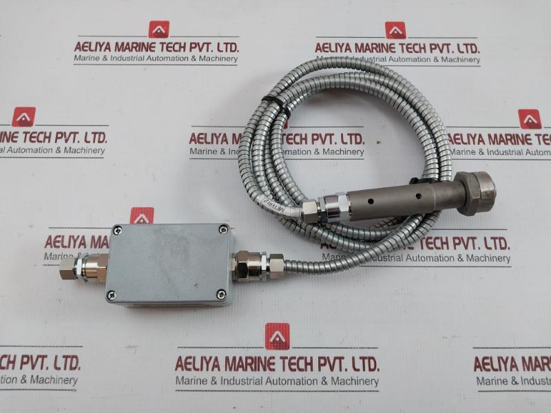 Kongsberg Signal Converter 2 Meter Gt-25/Ge-3A Weight: 1.530 Kg