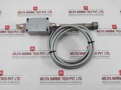 Kongsberg Signal Converter 2 Meter Gt-25/Ge-3A Weight: 1.530 Kg