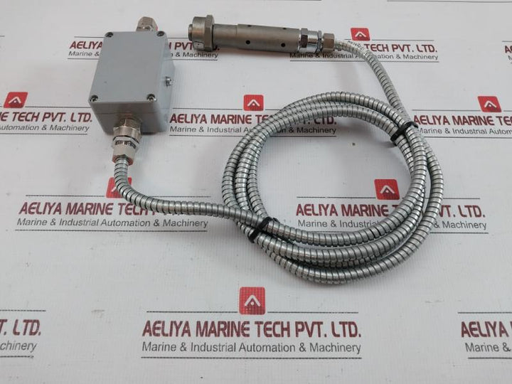 Kongsberg Signal Converter 2 Meter Gt-25/Ge-3A Weight: 1.530 Kg