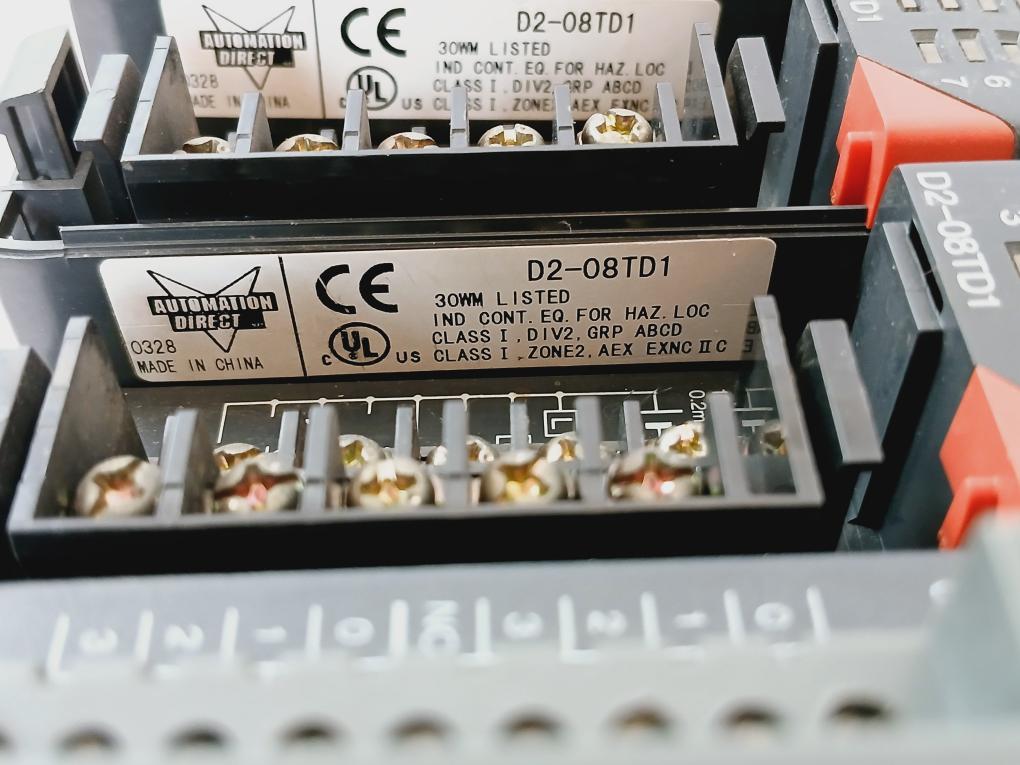 Koyo D2-09Bdc1-1,Dl250-1,D2-ctrint,D2-32Nd3,D2-fill,D2-08Td1,D2-16Td2-2 Module