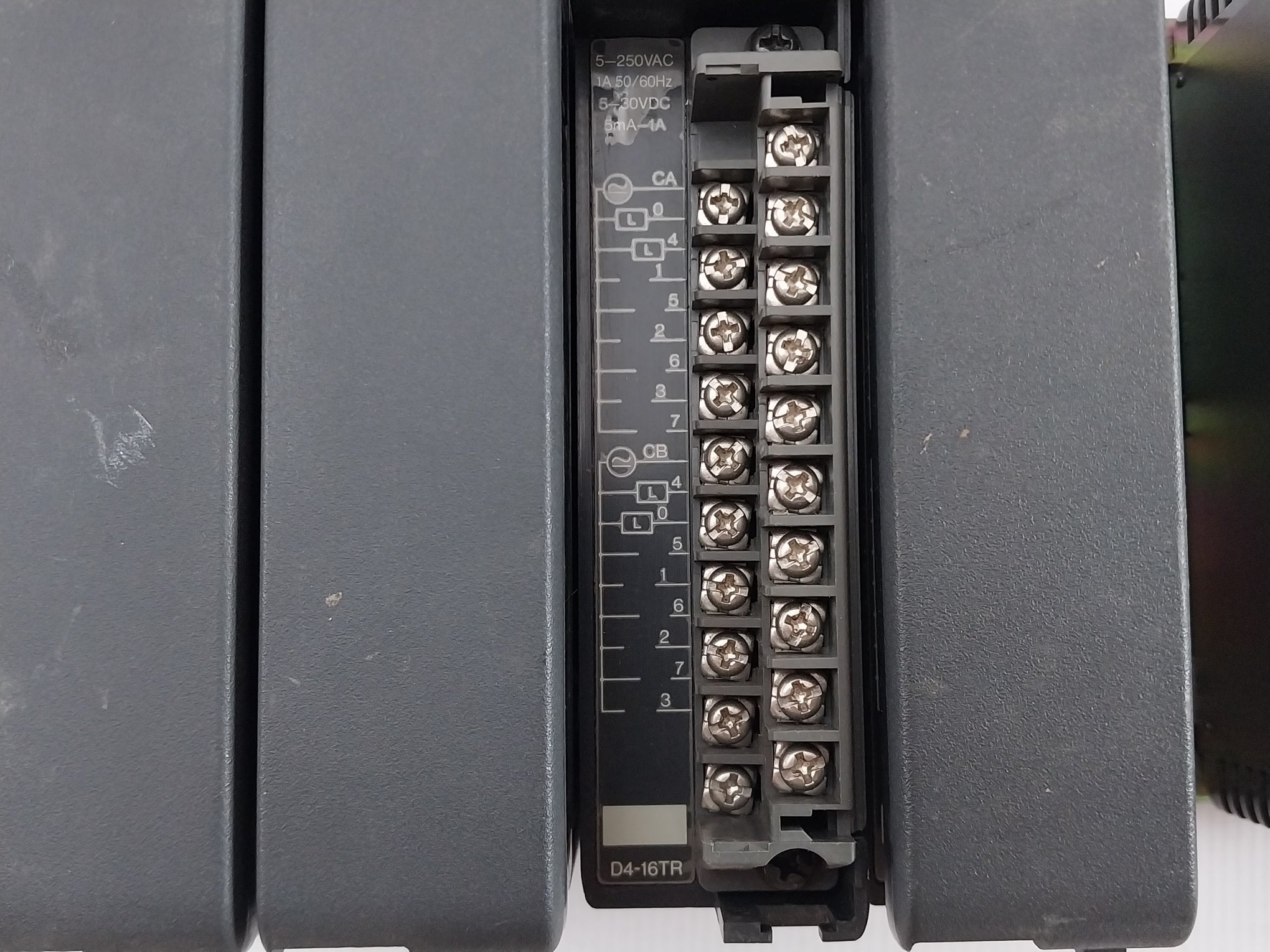 Koyo D4-16Ne3 Input/Output Module 5-30Vdc 1A 50/60Hz