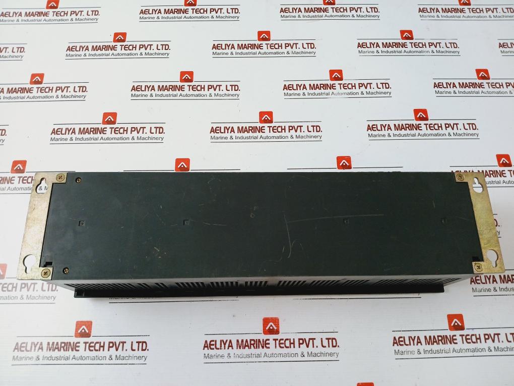 Koyo D3-10B-1 Direct Logic Dl305 I/O Base 10-slot Panel Mount 94-240V 50-60Hz