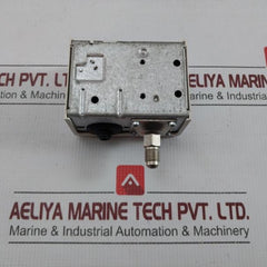 Kp5 Auto Pressure Switch 3 Bar 43 Psi Danfoss