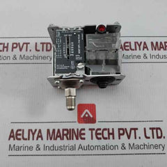 Kp5 Auto Pressure Switch 3 Bar 43 Psi Danfoss