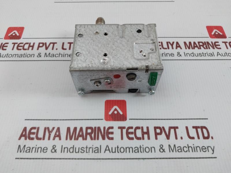 Kp5 Auto Pressure Switch 3 Bar 43 Psi Danfoss