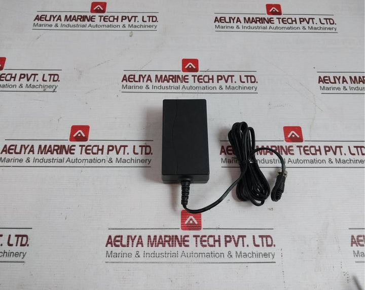 Kramer Vm-2D 1:2 Dvi Distribution Amplifier Ads-25Np-06-1 10-8048501090 100-240V