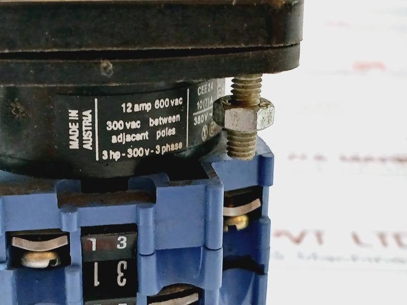 Kraus & Naimer Cf10 3 Phase Rotary Cam Switch 3Kw 3X380V