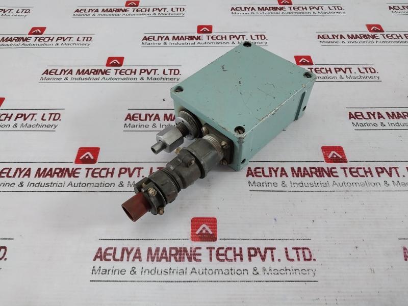 Krm-om5 Combined Relay 24V 60W 0.16 Mpa Ip54 009312 Ty25-02:300024-80