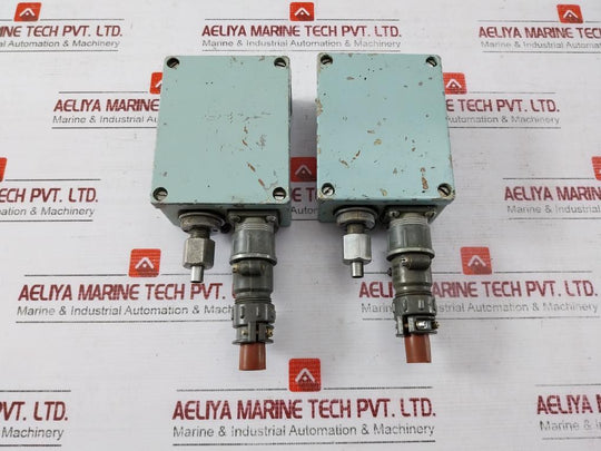 Krm-om5 Relay Combined 0.06 Mpa Ty25-02.300024-80 Ip54 053782