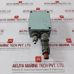 Krm-om5 Relay Combined 0.06 Mpa Ty25-02.300024-80 Ip54 053782