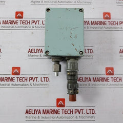 Krm-om5 Relay Combined 0.06 Mpa Ty25-02.300024-80 Ip54 053782