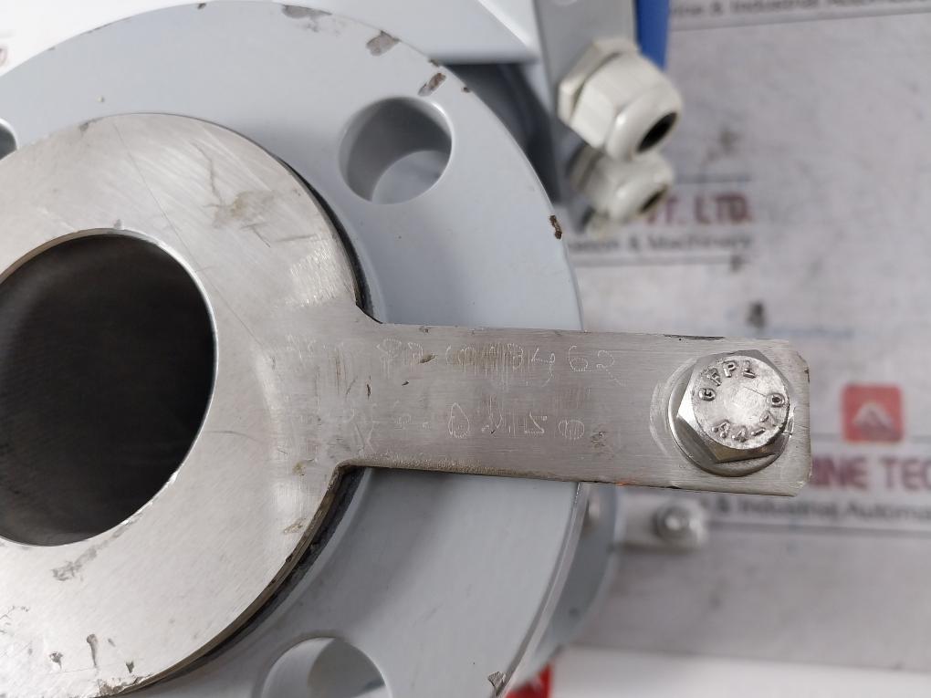 Krohne Optiflux 2100C Basic I/O Electromagnetic Flowmeter 100-230Vac, 50Hz 8Va