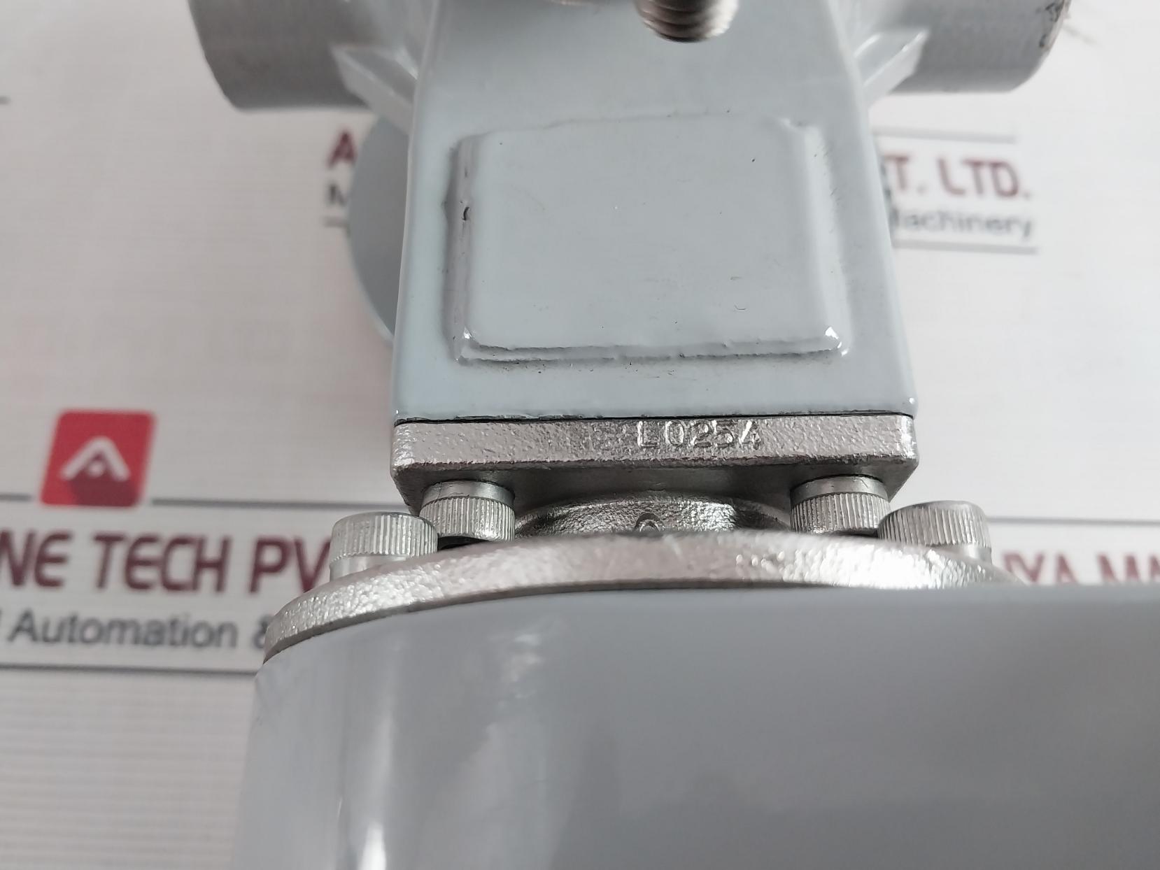 Krohne Optiflux 2100C Basic I/O Electromagnetic Flowmeter 78Ohm Ip67 100-230Vac