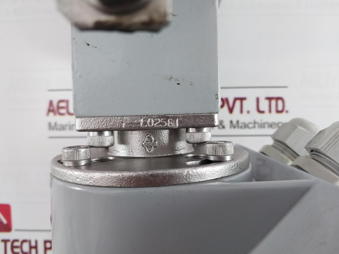 Krohne Optiflux 4100C Basic I/O Electromagnetic Flowmeter Ip67 100-230 Vac 50Hz