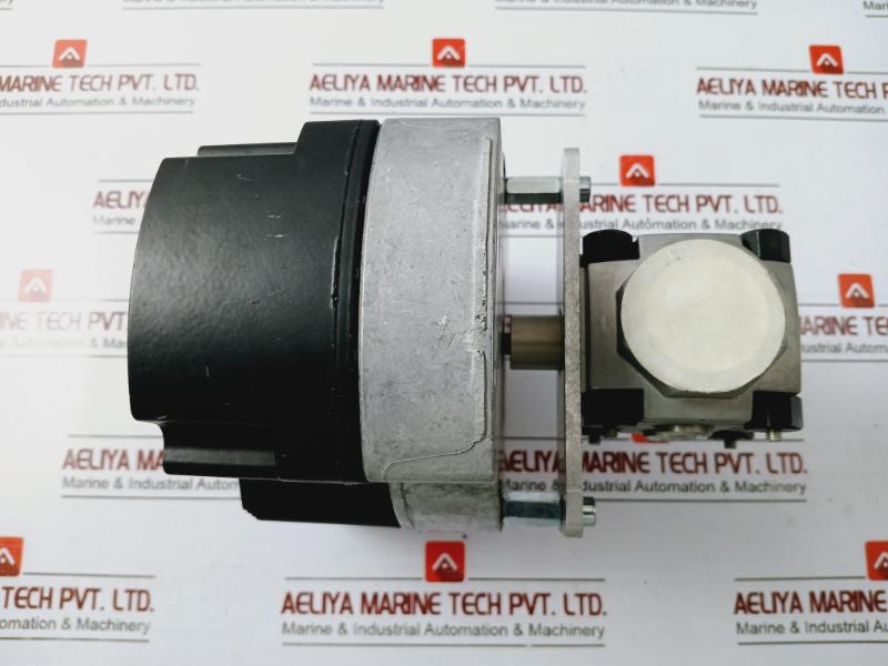 Krom-schroder 88301882 Gas Solenoid Valve Vas Series 120Vac 50/60Hz