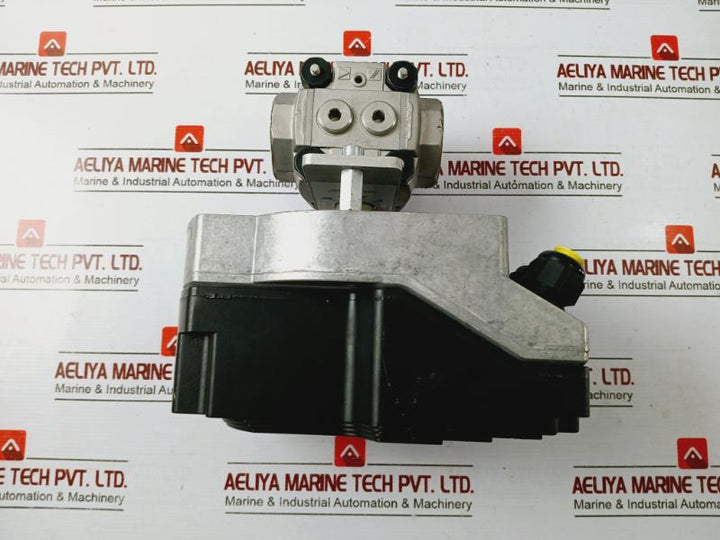 Krom-schroder 88301882 Gas Solenoid Valve Vas Series 120Vac 50/60Hz