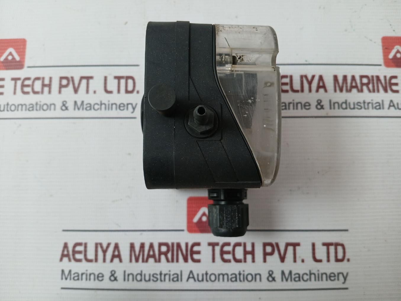 Krom Schroder Dl150A-31 Pressure Switch For Air 300Mbar 100Pa