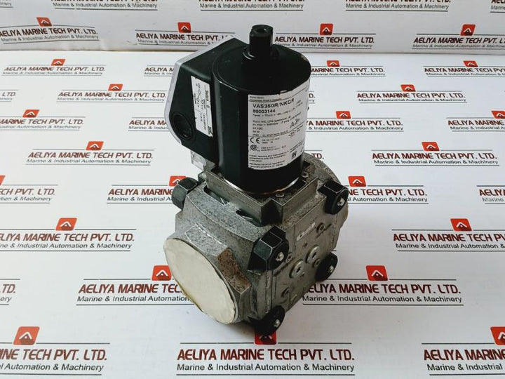 Krom Schroder Vas350R/Nkgr Gas Solenoid Valve 24Vdc 36W 10 Psig 88003144
