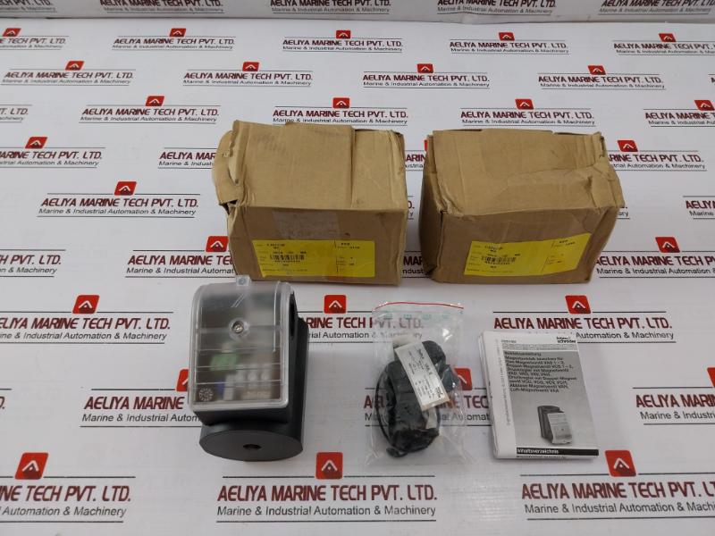 Kromschroder 74923341 Actuator For Gas Burner Control, 230Vac, 50/60Hz, Ip65