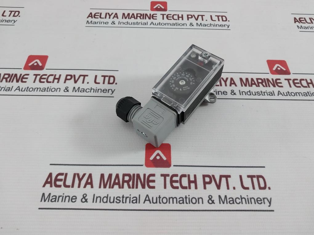 Kromschroder Dg110Vc1-6W Gas Pressure Switch Ip54 30-110 Mbar
