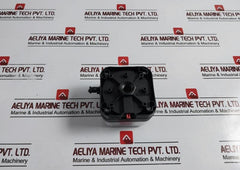 Kromschroder Dl50A-31 Pressure Switch 84444490 300 Mbar Ip 54 250 Vac