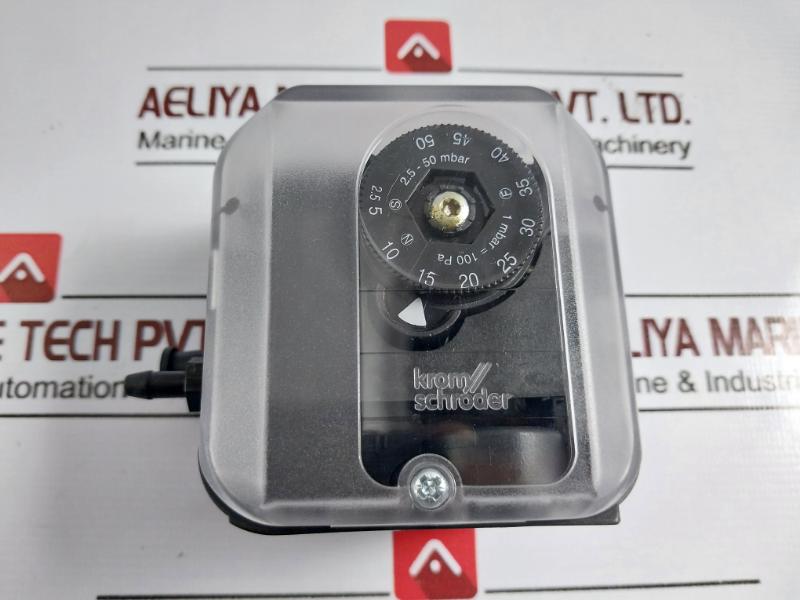 Kromschroder Dl50A-31 Pressure Switch 84444490 300 Mbar Ip 54 250 Vac