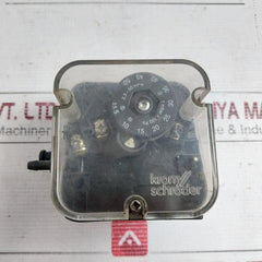 Kromschroder Dl50A-31 Pressure Switch 84444490 Ce-0085Ap0466 Ip54 300Mbar 240Vac