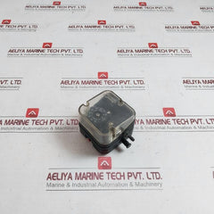 Kromschroder Dl50A-31 Pressure Switch 84444490 Ce-0085Ap0466 Ip54 300Mbar 240Vac