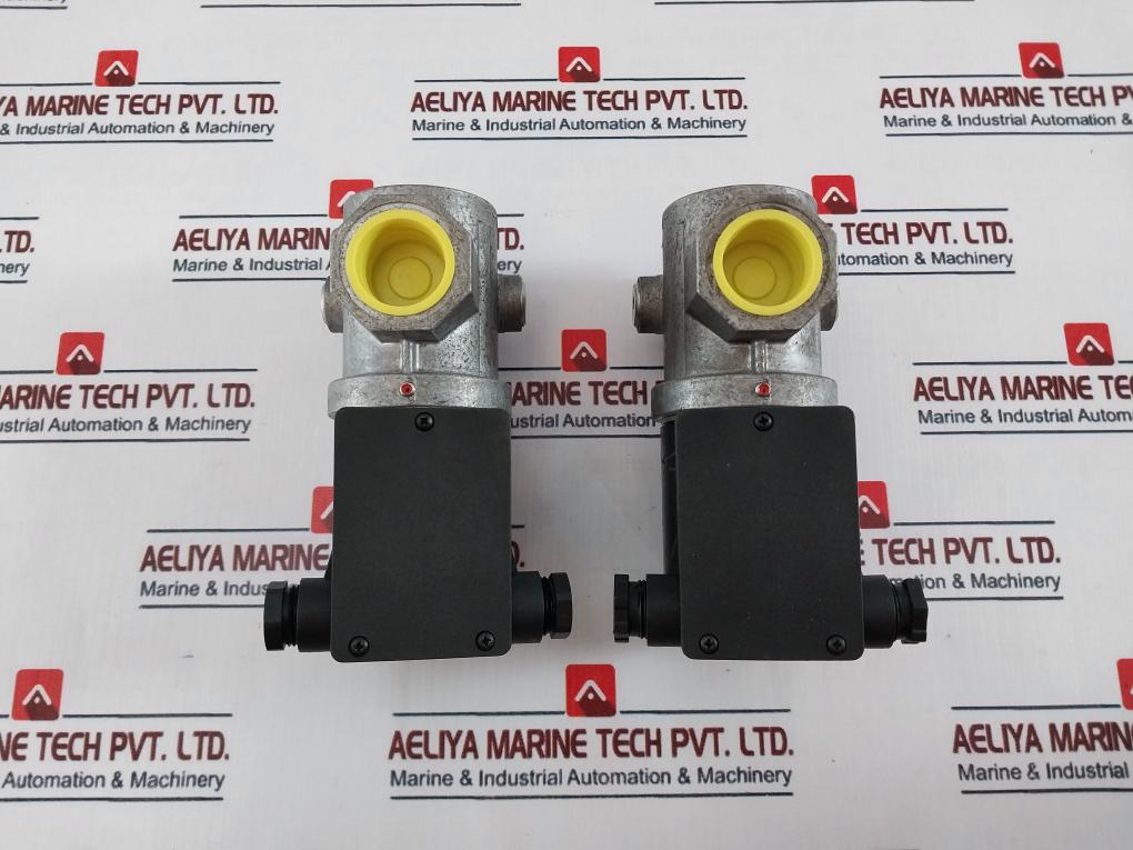 Kromschroder VG 25R02NQ31D Gas Solenoid Valve 200 MBAR 120V 50/60 HZ 85207220