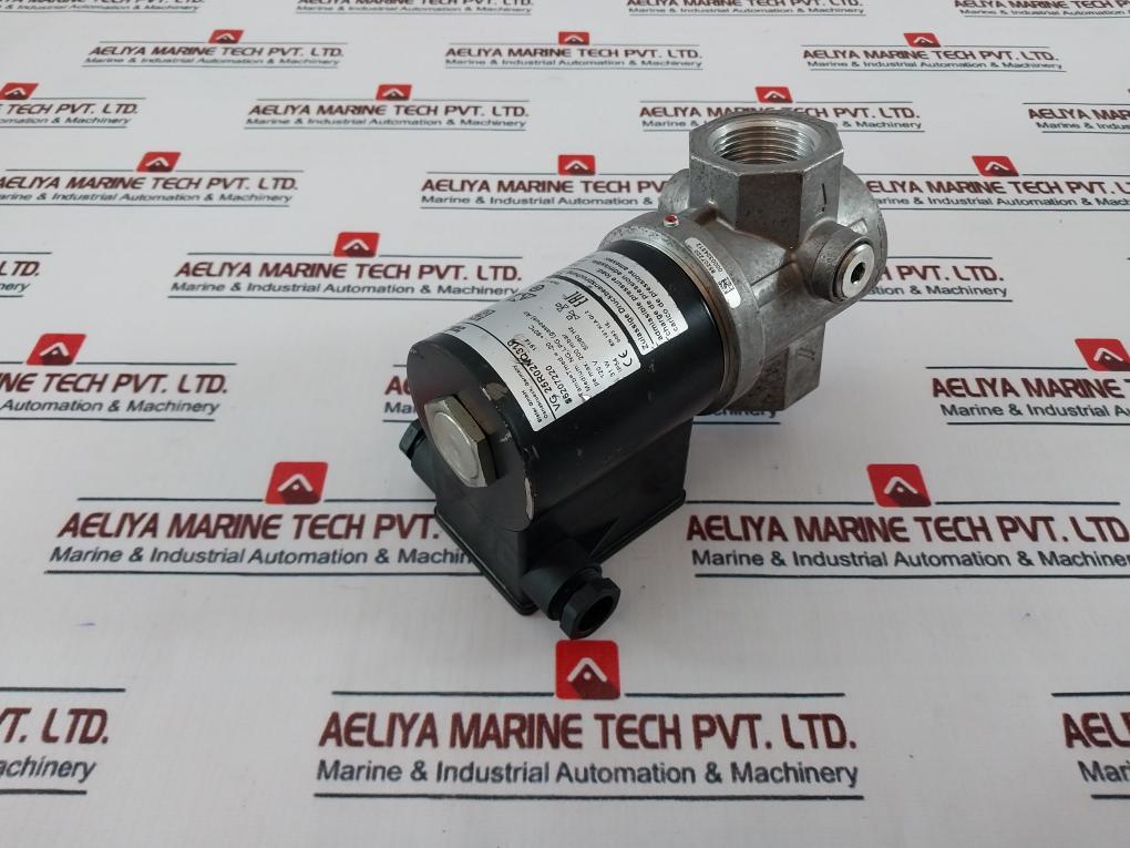 Kromschroder VG 25R02NQ31D Gas Solenoid Valve 200 MBAR 120V 50/60 HZ 85207220