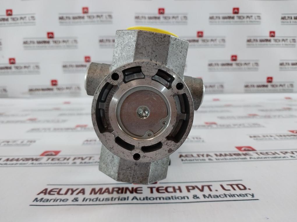 Kromschroder VG 25R02NQ31D Gas Solenoid Valve 200 MBAR 120V 50/60 HZ 85207220