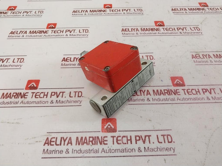 Ksr Kuebler Bgu-a-gl Magnetic Switch 2-250 V/ 1A/ 60Va