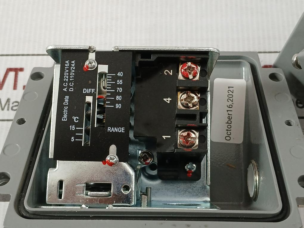 Kudom Ac 220V Temperature Switch Kts0880