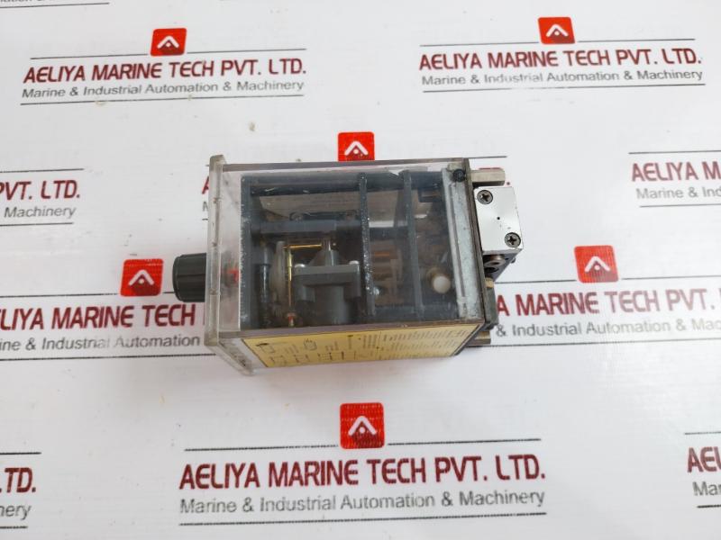 Kuhnke 54.022 Panel Mounted Pneumatic Timer 3-100 S