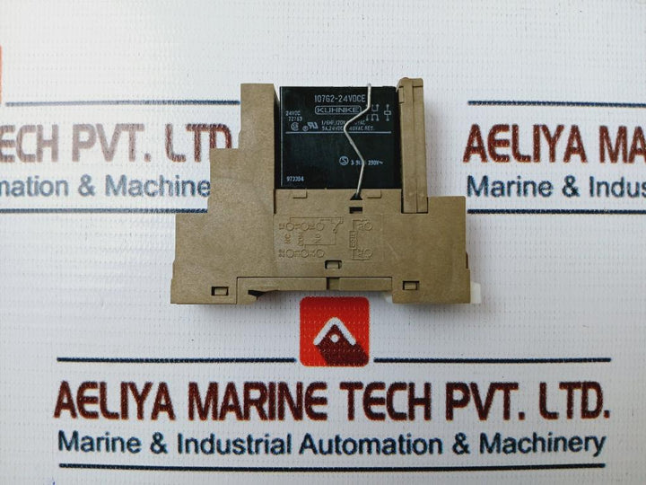 Kuhnke I07G2-24Vdce Relay W/ Z 317.02 Socket 24Vdc