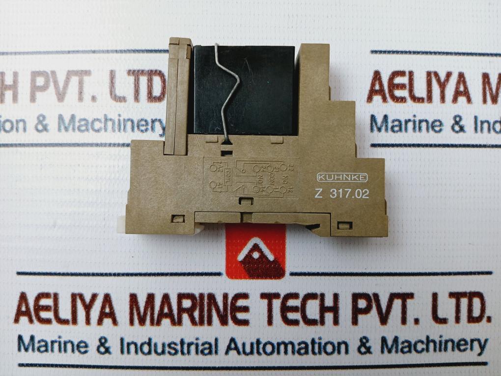 Kuhnke I07G2-24Vdce Relay W/ Z 317.02 Socket 24Vdc