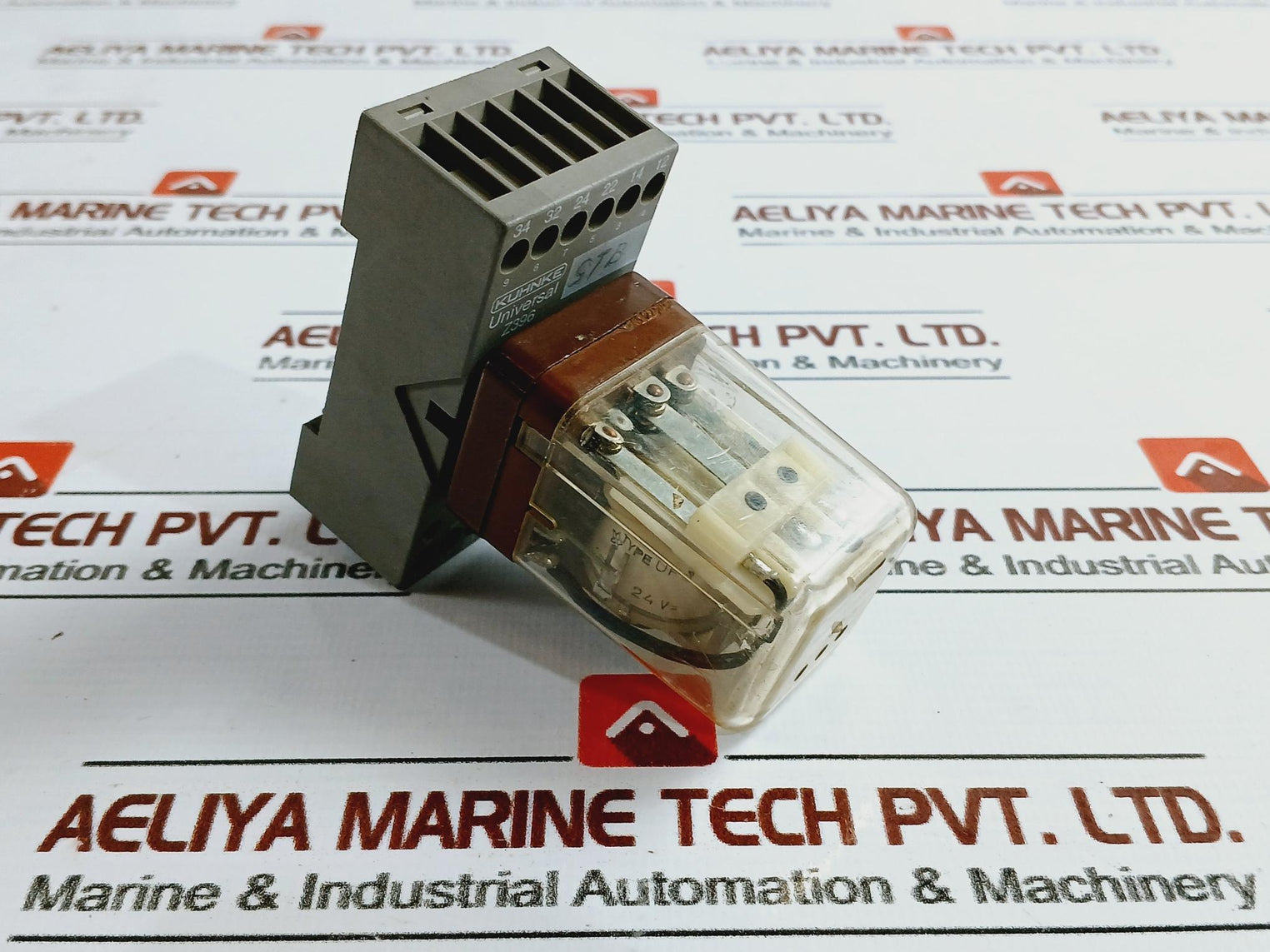 Kuhnke UF3 24VDC Universal Relay Z396 ALA-04067-42