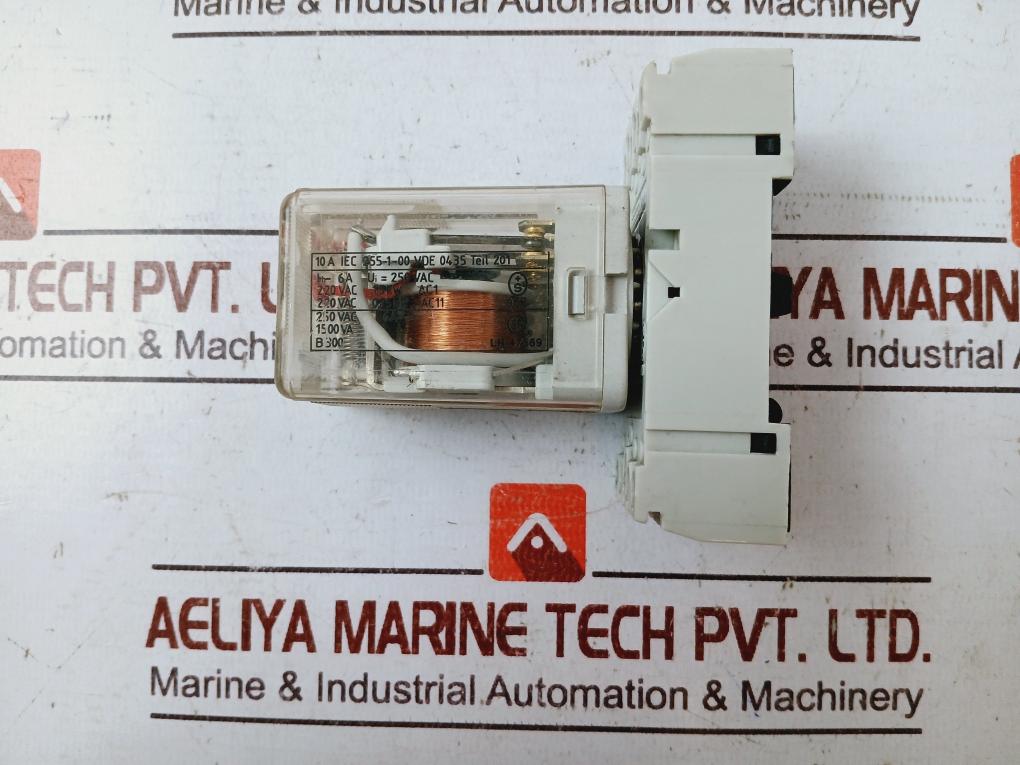 Kuhnke Uf3B-24Vdcn Power Relay With Base 6A 10A Iec 255-1-00 1500Va