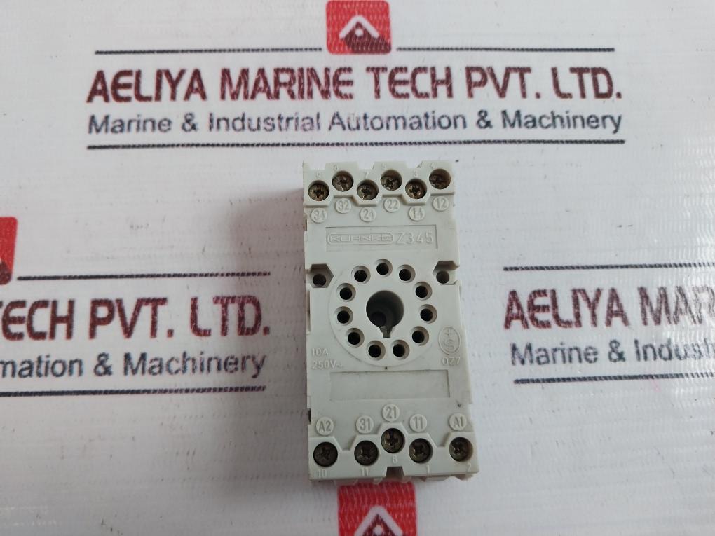 Kuhnke UF3C-24VACN Universal Relay With Base