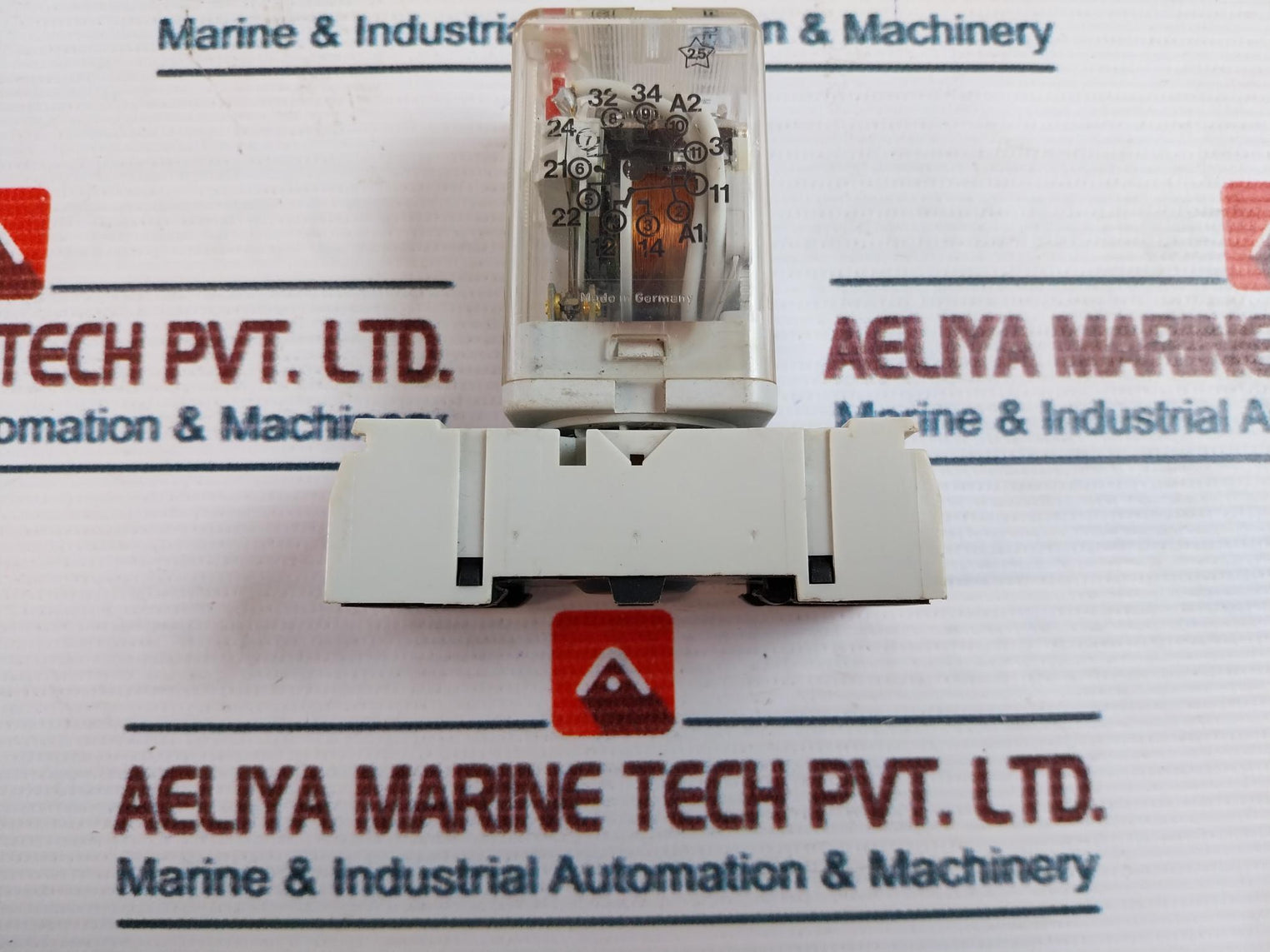 Kuhnke Uf3G-24V Dc N Power Relay With Base 6A