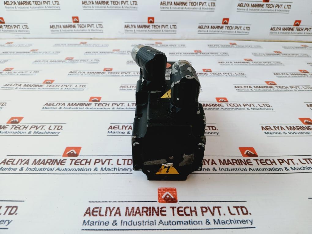 Kuka 1Fk7032-5Ak71-1Zz9-z S02 Servo Motor 0,50Kw 1,3A
