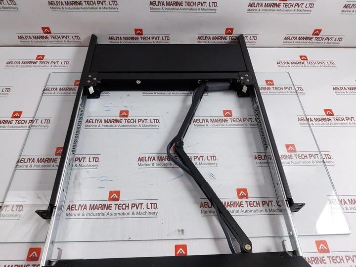 Kvt417A-r3 Kvm Lcd Console Tray Kvt4S16Uv Dc12V Black Box