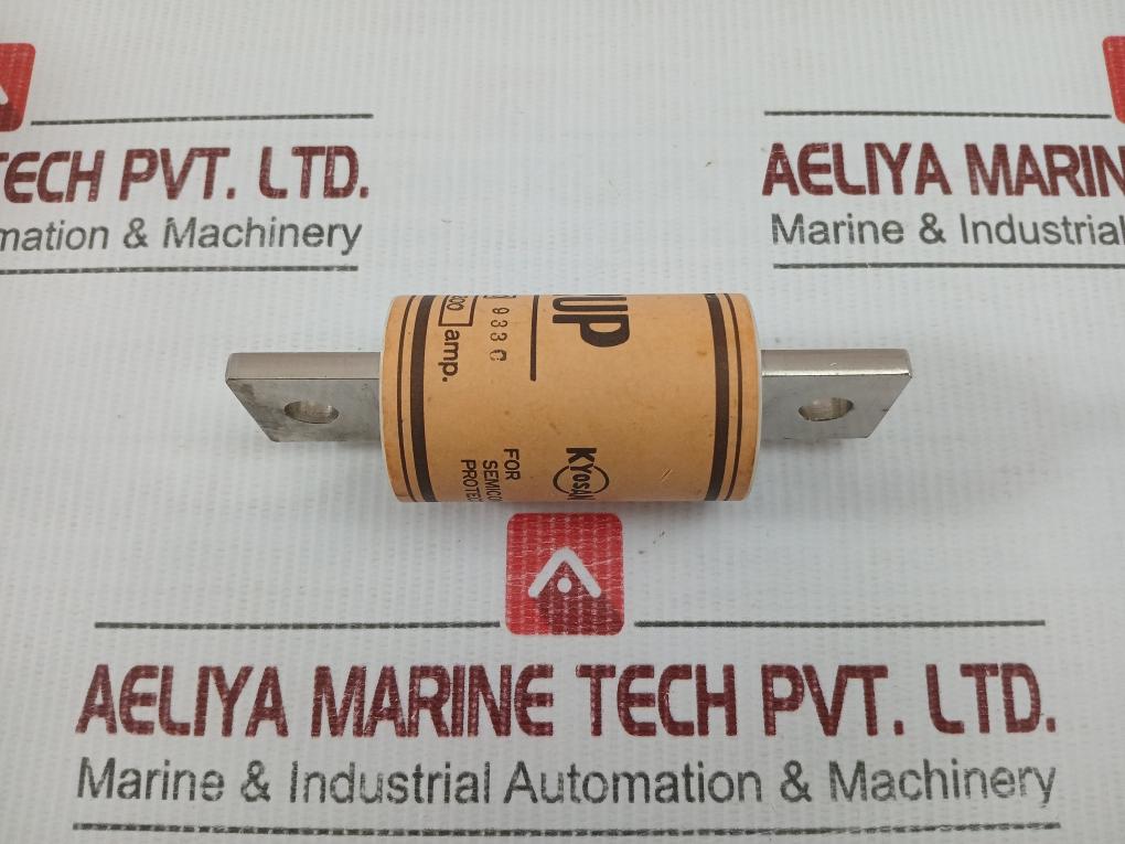 Kyosan-Clear-Up-Fuse-500v-200amp-50tar-200-3