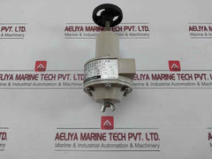 Kz03-1A Air Regulator 9.9Kgf/Cm2 140Psi Yamatake-honeywell