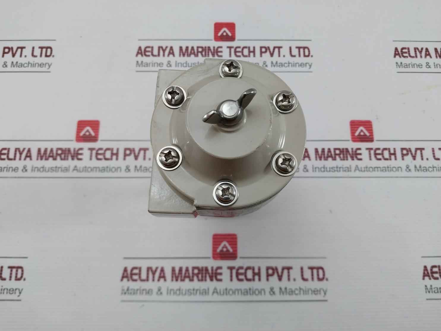 Kz03-1A Air Regulator 9.9Kgf/Cm2 140Psi Yamatake-honeywell