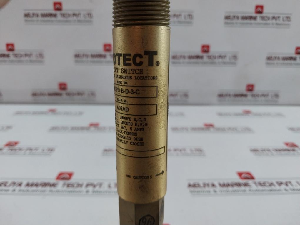 L6Epb-b-s-3-c Float Switch Line Size - 1" Npt 125/250 Vac Dwyer