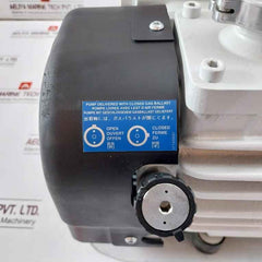 LEYBOLD SV 40/65 BIFC Vacuum Pump V1.40 1000 MBAR 200-240V 50/60 Hz
