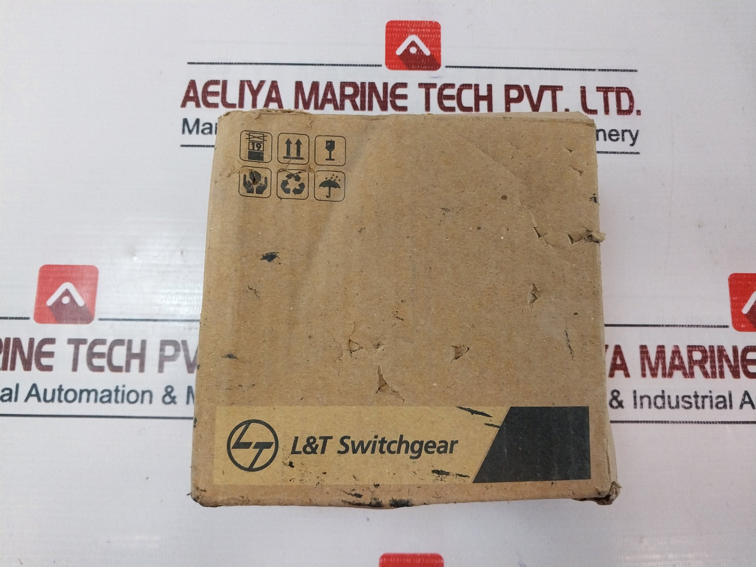 L&T Dy125U Mccb Thermal Magnetic Release Circuit Breaker 100A 800V