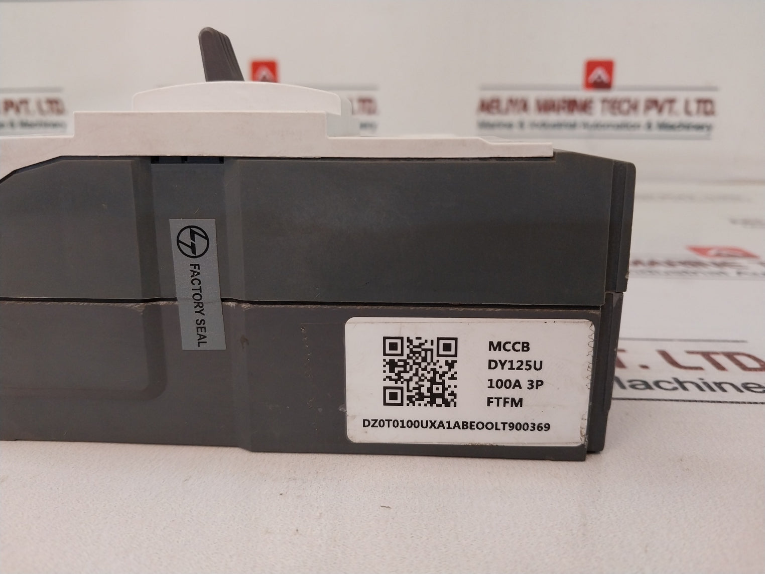 L&T Dy125U Mccb Thermal Magnetic Release Circuit Breaker 100A 800V