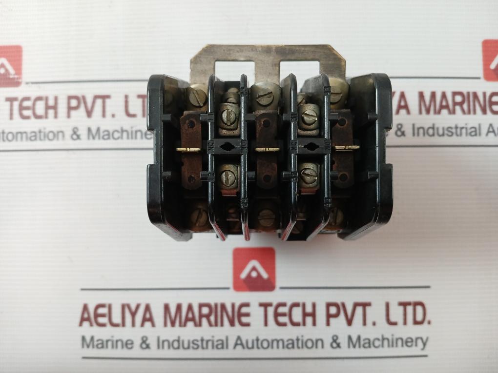 L&amp;T Ml1 Contactor 16A 415V 50Hz 360V